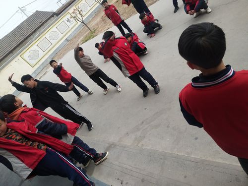 水冶镇北环路小学武术社团掠影九